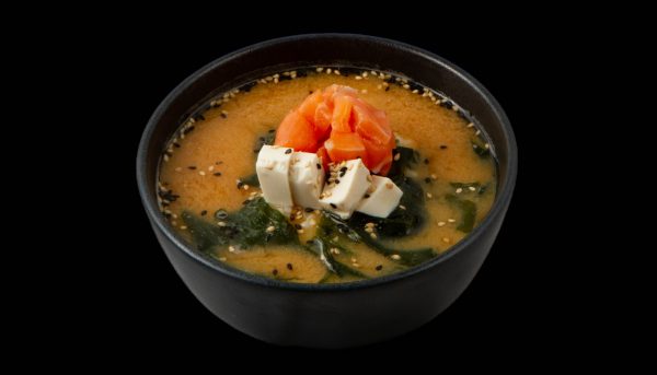 Miso-Suppe mit Lachs