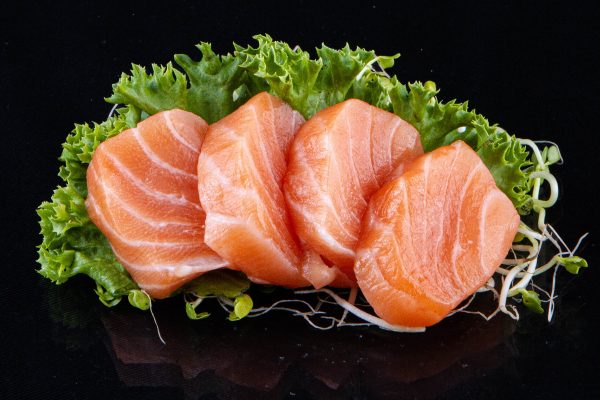 Sake sashimi